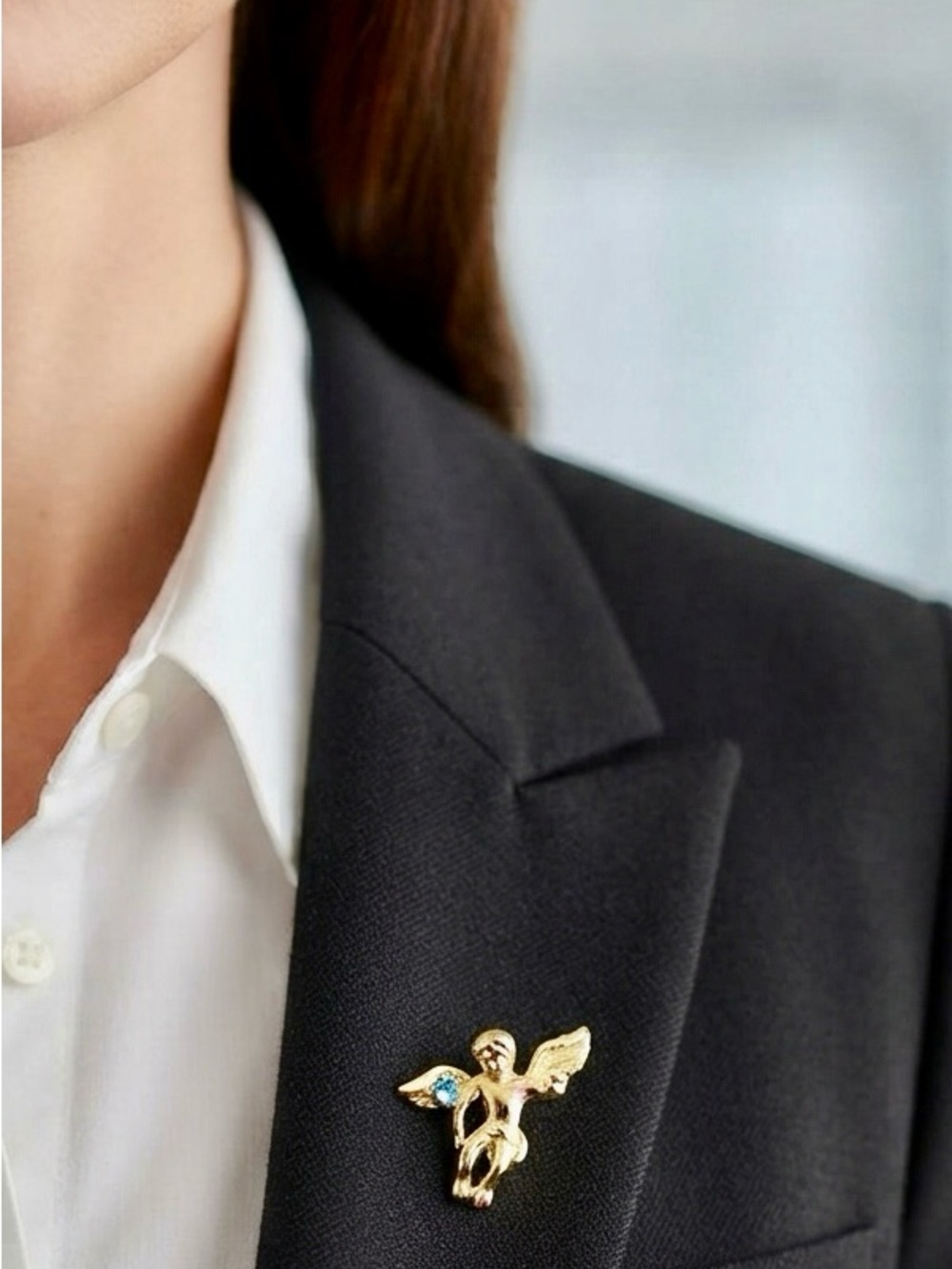 Brooch pin ANGEL GOLD TONE WITH BLUE STONE TACK PIN